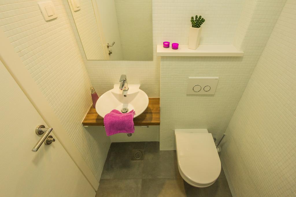 Villa Manus - Boutique Apartments Ловран Екстериор снимка