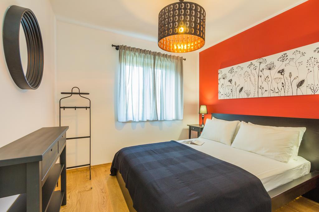 Villa Manus - Boutique Apartments Ловран Екстериор снимка